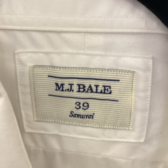 5 button down dress shirts - Picture 3 of 3